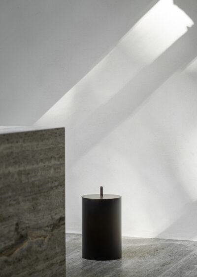 'Bin Floor' (2 colors) by Illus