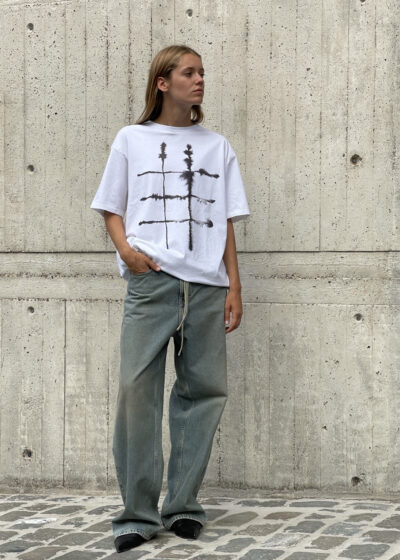 'Adult T' windowpane white by Wild Animals