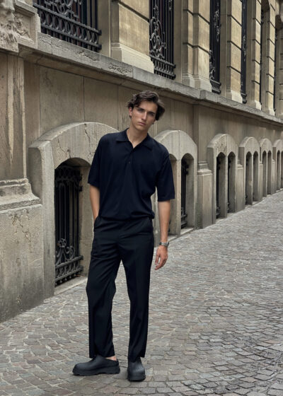 'Polo' in dark navy by Auralee