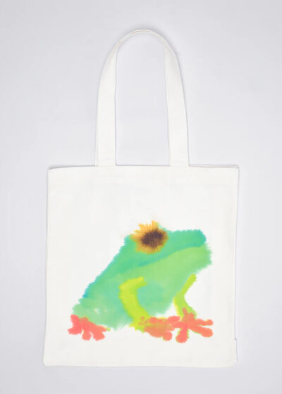 'Tote bag' frog by Wild Animals