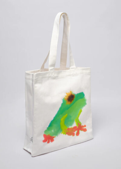 'Tote bag' frog by Wild Animals