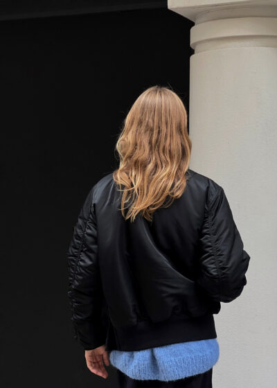 'Cocoon bomber' in black by Lutz Huelle