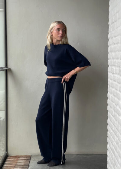 'Jane' (2 colors) by RAFF collective