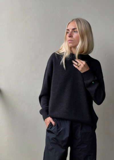 'Lea' (3 colors) by RAFF collective