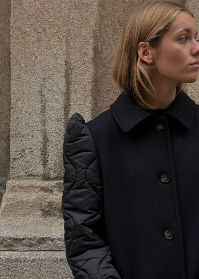 'Victoria coat' in black by Lutz Huelle
