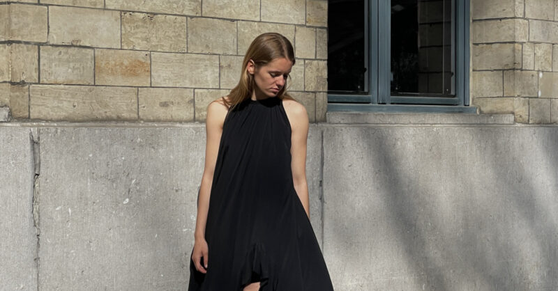 ワンピース LUTZ HUELLE PS4015 DALLAS DRESS BLACK Parachute dress' in black • Graanmarkt 13